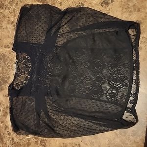 Love Stitch  Black Sheer with pattern fashion top Women’s Size L